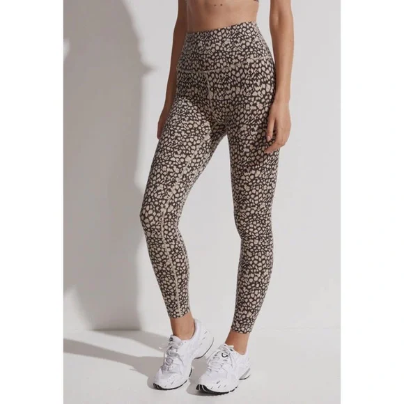 Varley Lets Move High Rise Animal Print Legging 25” in Tan Motion Spots XS